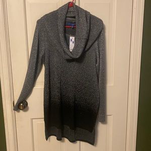 Size L Apt. 9 Grey Metallic Tunic with detachable scarf NWT